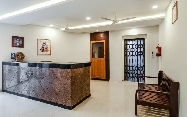 OYO Flagship 25071 Opp Amulya Hospital