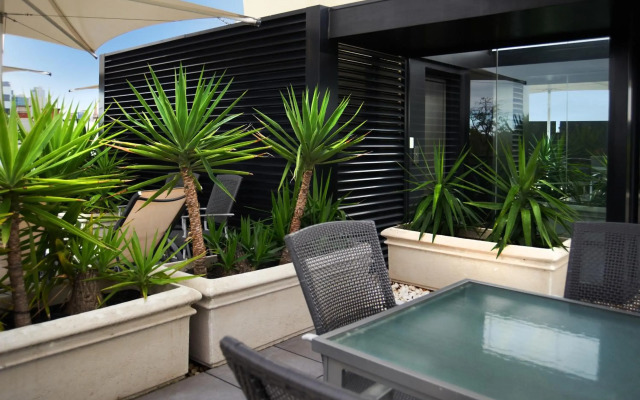 Quest East Melbourne