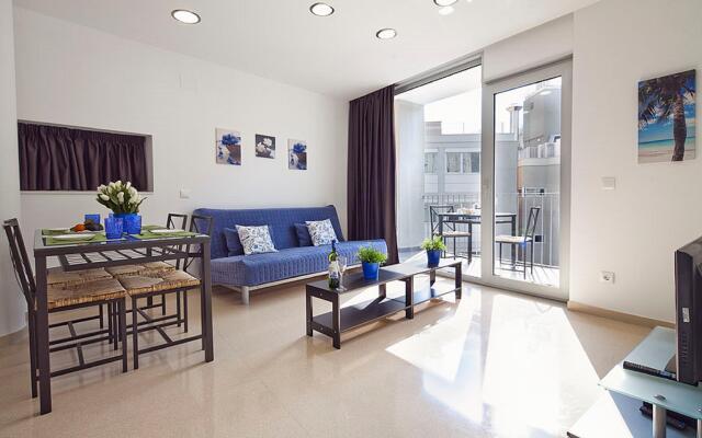 Charmsuites Nou Rambla Apartments