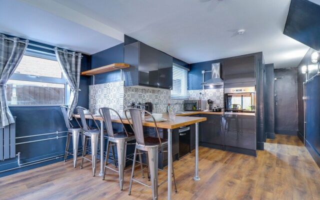 SixtySix by Sorted Stay