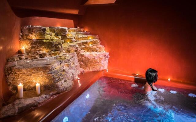 Primoula Country Hotel & Spa
