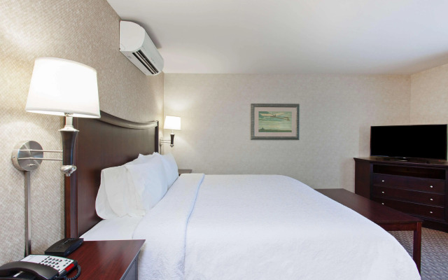 Hampton Inn & Suites Oakland Airport-Alameda