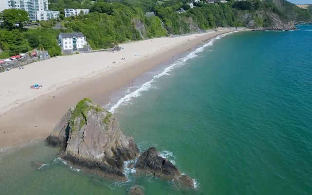 The Sand Castle - 2 Bedroom Apartment - Tenby