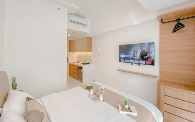 Best Studio Room At Tokyo Riverside Pik 2 Apartment – Guest Rooms – Jakarta