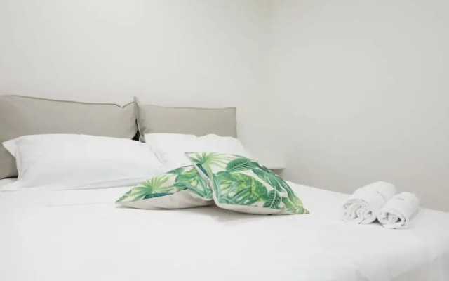 Path House - Suite Hotel