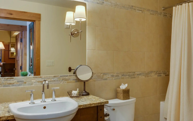 The Lodge at Bronze Buffalo Ranch