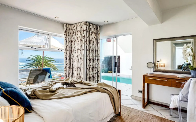 Camps Bay Terrace Suite in Camps Bay