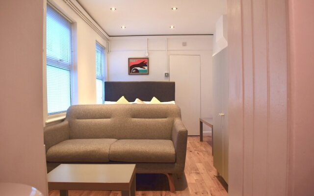Studio Apartment in Kensal Green