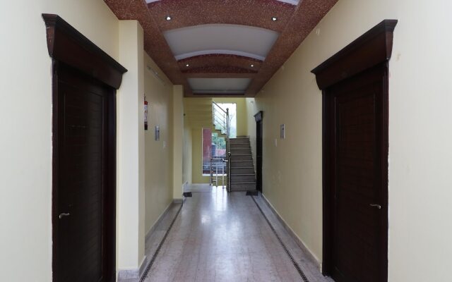 OYO 14772 Vikas Hotel