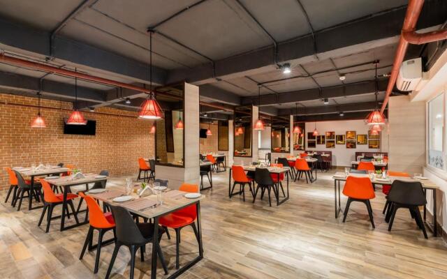 Red Fox Hotel Neelkanth