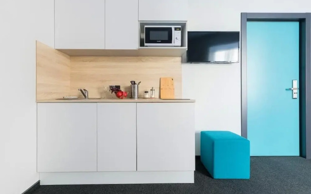 IZZZI by Vladimirskaya