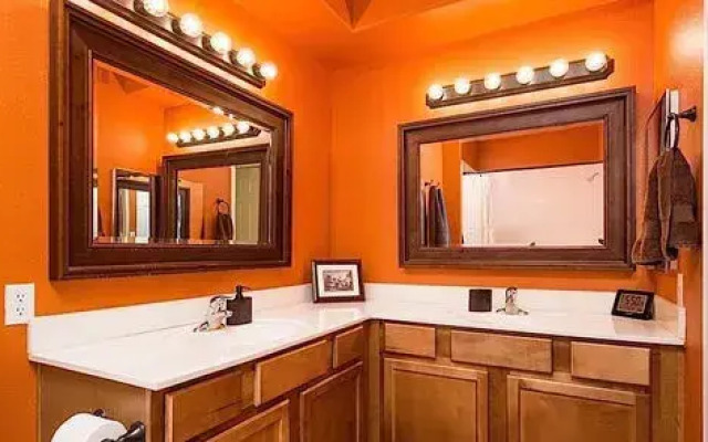 Signature Ii 2 Bedroom Condo