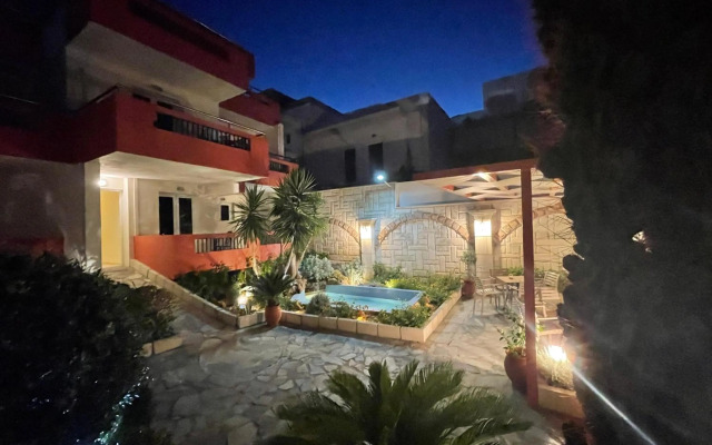 Hotel Flisvos