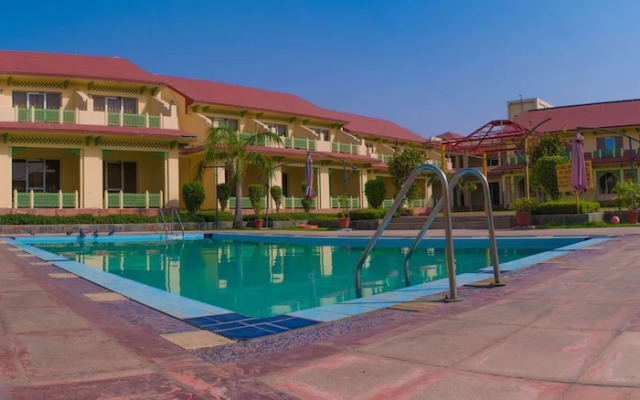 Shiva Oasis Resort