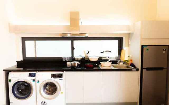 UEH Boutique Hotel