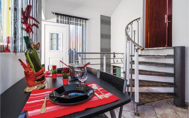 Stunning Apartment in Karlobag With Wifi