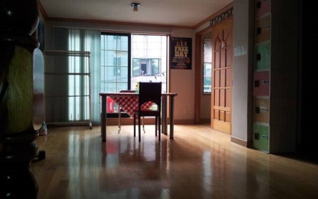 Big Choi's Guest House