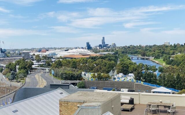 Flinders Street Apartments