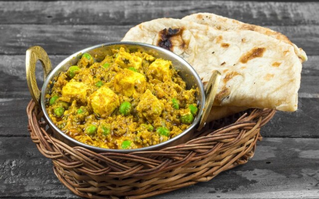 Oyo 29888 Nature Treat