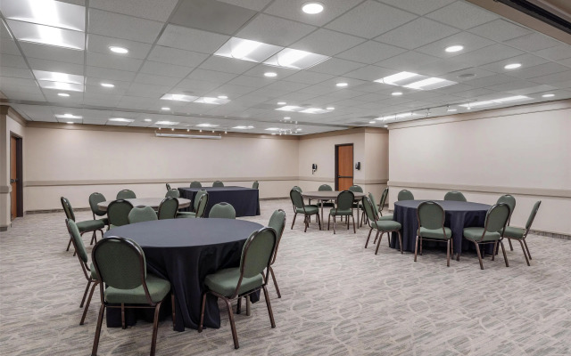 Best Western Plus Oak Harbor Hotel & Conference Center