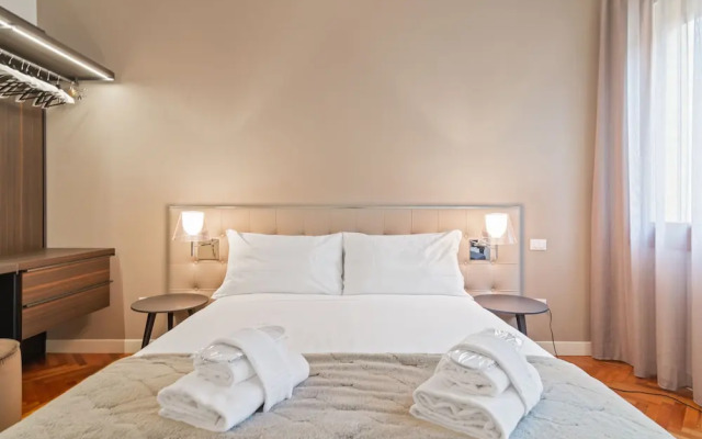 San Fermo Luxury Apartment