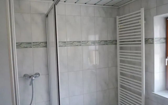 Hirschbichler Modern Retreat