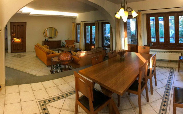 Mountain Breeze Sanctuary