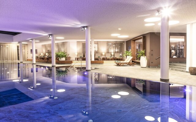 Kitzbühel Lodges - Penthouse incl. private Spa & Breakfast