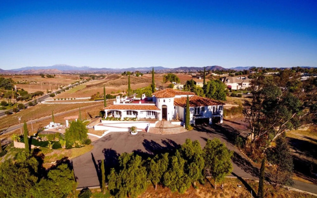 Via Del Sur By Avantstay Spanish Villa W Views Walk To Wineries