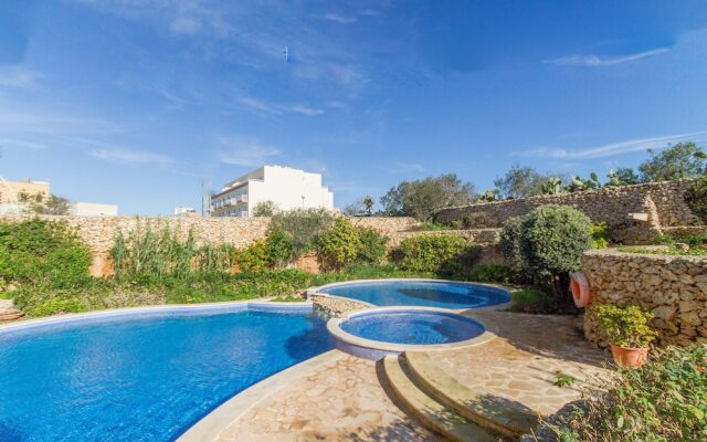 Sunny & Pool Quiet Apart Qala Gozo