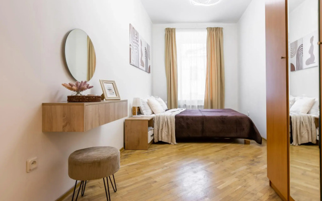 FlatStay (ФлэтСтей) на набережной канала Грибоедова