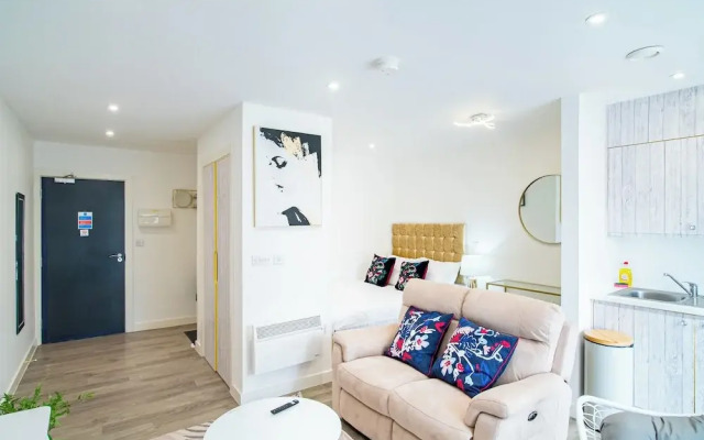 Perfectly Located Apartment - Sheffield City