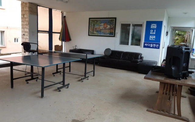Yeongheungdo Seayard Pension