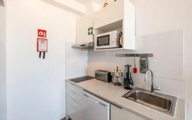 Oceanic Rainbow Apartment-Albufeira