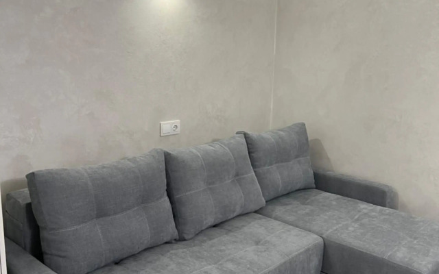 бул. Шевченка 352, квартира-студія