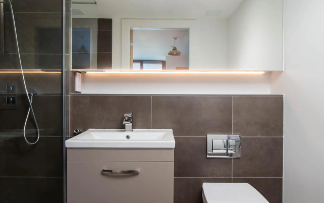 No. 5 Warriston, Canonmills Luxury Apartment