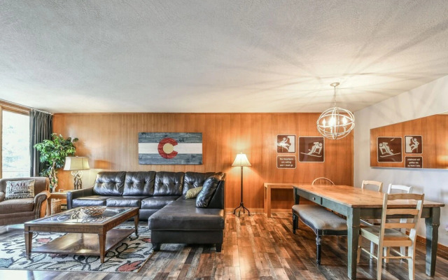 Lodgepole 2015 by SummitCove Vacation Lodging