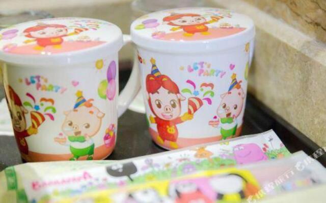 Xinyinzhan Hot Spring Holiday Resort