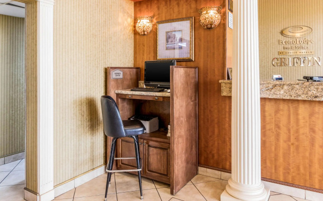 Econo Lodge Inn & Suites Griffin North