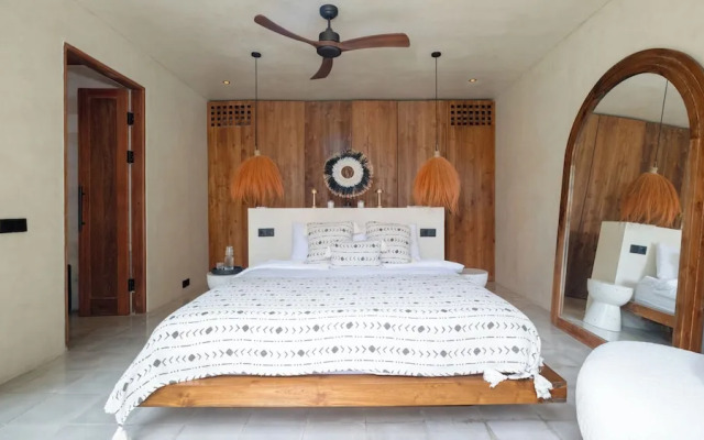 Villa Dreamer by Villa Finder