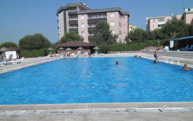 Mucize Su Serpin Manyas Hotel