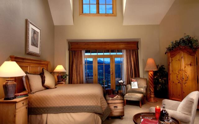 The Lodge & Spa at Cordillera