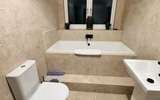 Luxury Langtoft Stud - Sleeps 10