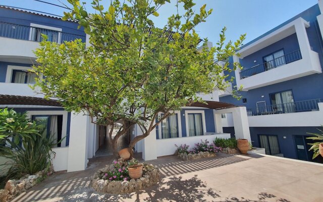 Eleni Beach Hotel