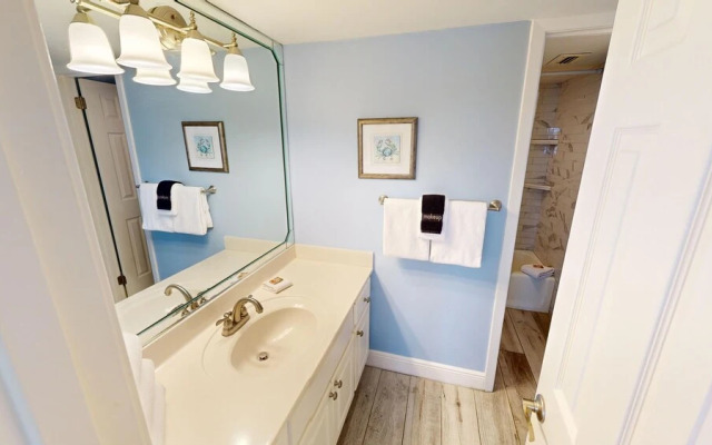 Beach House 401b 2 Bedroom Condo