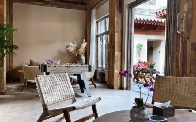 There are guest houses in Tianshui Ancient City