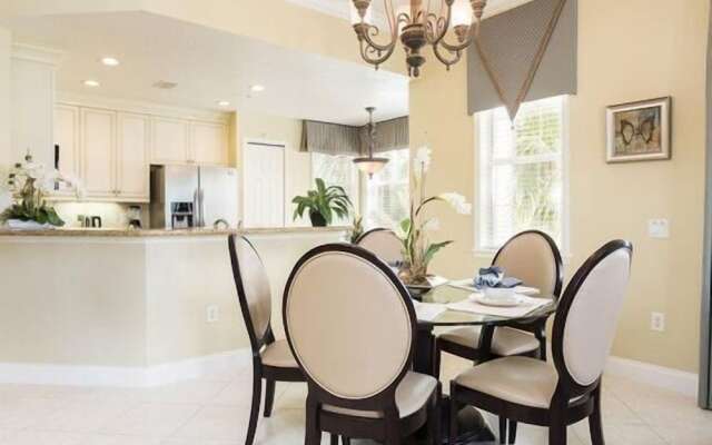 Condo Terrace Breeze 3 Bedroom Reunion