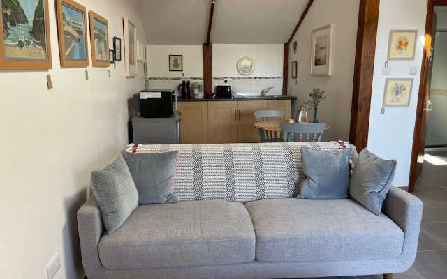 1-bed Luxury Studio Apartment in Tregony, Truro