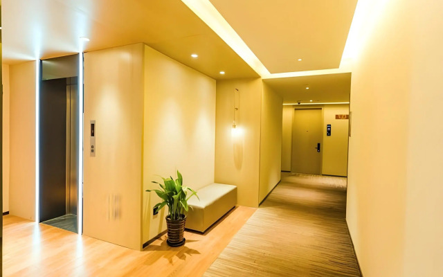 GYA Shanghai Jiangpu Hotel