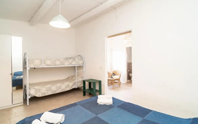 Villa Malamuri in Caucana-finaiti-casuzze-finaiti Nord